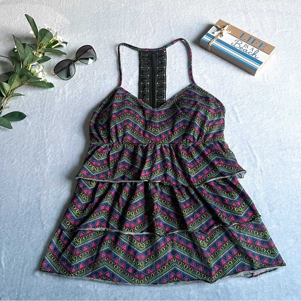 No Boundaries Sz Medium Women’s Geo Print Tank Top Halter Style Built-In Bra